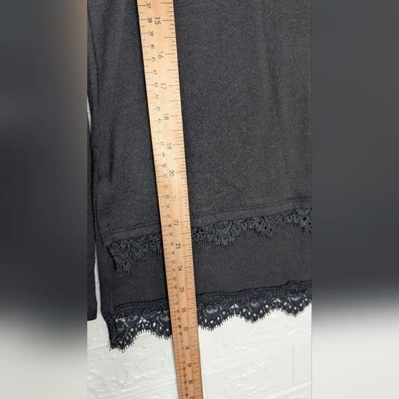 277-Nwot G by Giuliana Black Lace Detail Top - Picture 4 of 4